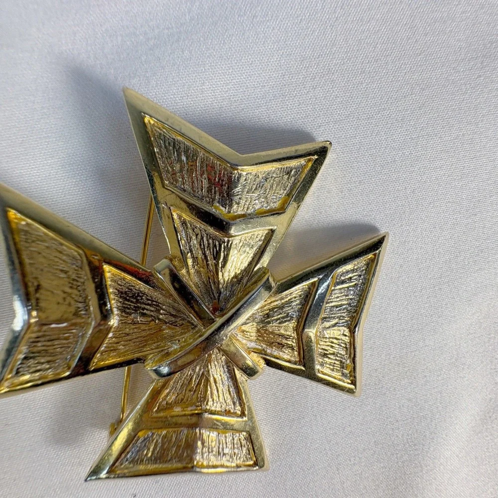 Vtg KJL‎ Kenneth Jay Lane Maltese Cross Brooch Pin 2.5
